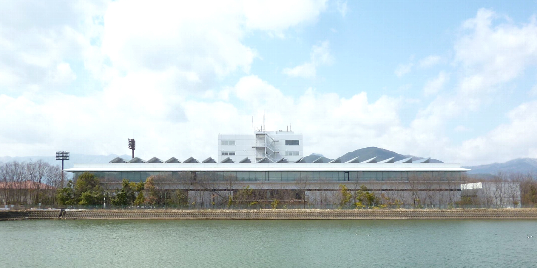 終了しました〜「第13回長野県建築文化賞 最優秀賞受賞作品 見学会」のお知らせ